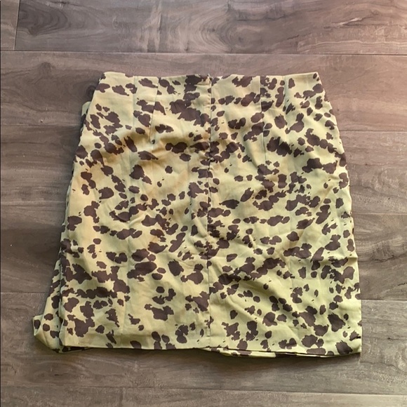 Cow Ruffle Mini Skirt - Picture 4 of 4